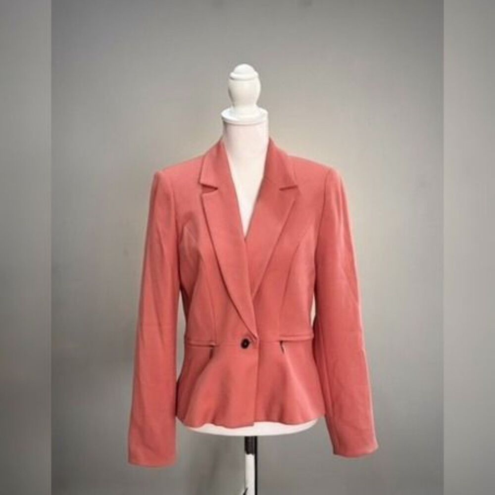 Salmon WHBM Textured Blazer Size 8 EUC